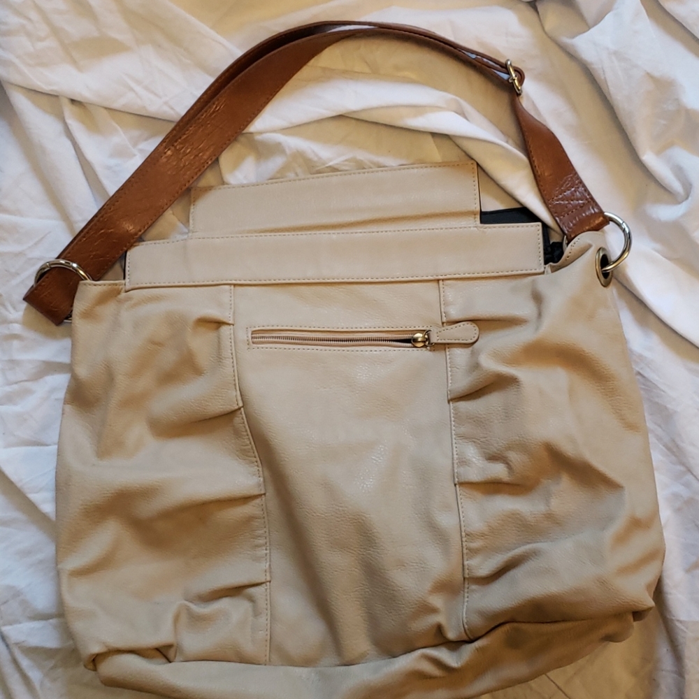 Purses 👜 - Picture 4 of 4